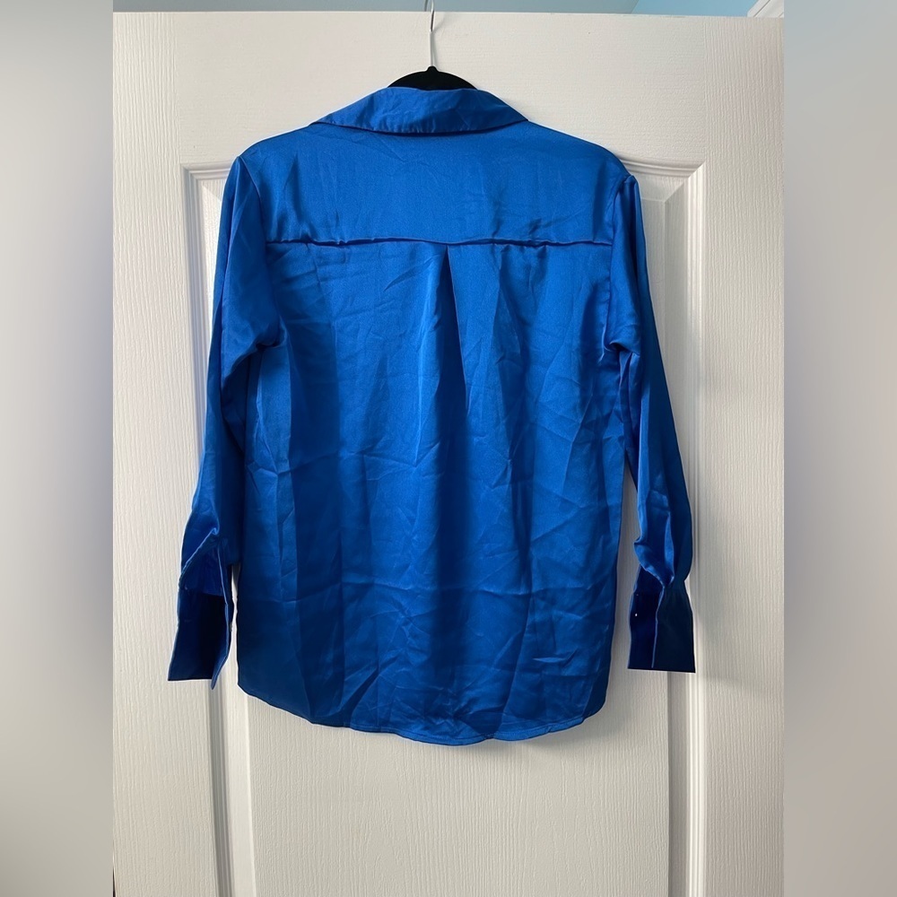 Amazon Blue Long Sleeve Button Down Top - Picture 2 of 6